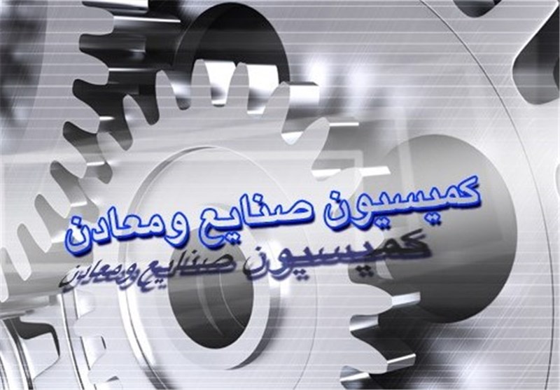 بهرام پارسایی؛ کمیسیون صنایع و خودروسازان، مردم را مضحکه خود کردند