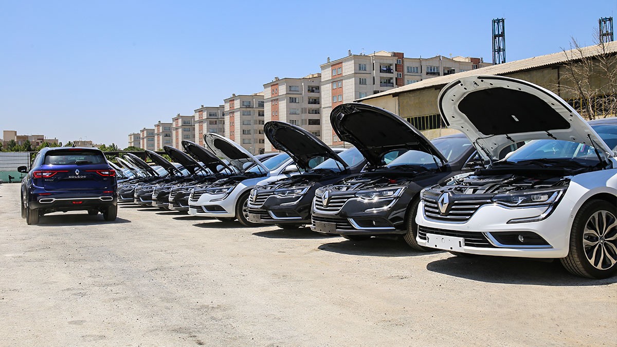 کاهش تعرفه واردات خودرو برای سال ۱۴۰۵ در دستور کار مجلس
