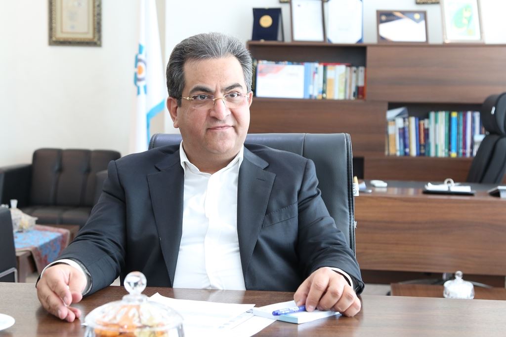 علی حاجی کاظم لواسانی فرمان سمند را به دست گرفت